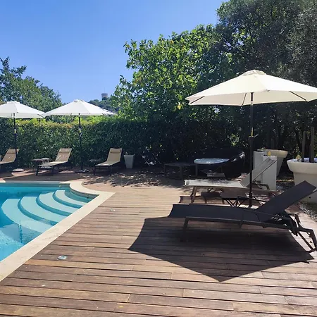 Bastide Castella Maison d'hôtes *